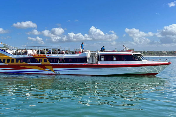 Fast-Boat-Wijaya-Perkasa-3