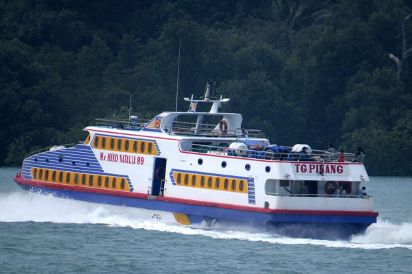 fast-boat-Miko-Natalia-3