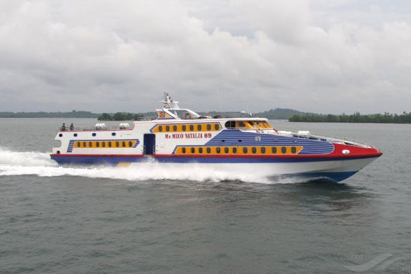 fast-boat-Miko-Natalia-4